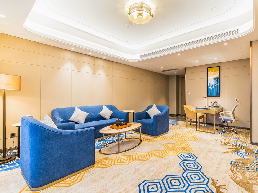 Riverview Suite